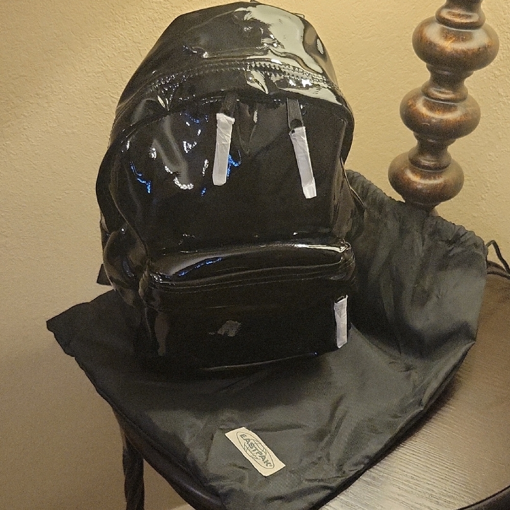 EASTPAK Sleek Black Backpack